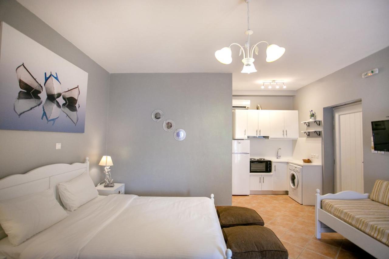 Traditional Apartments Plagiaki Neo Oitilo ภายนอก รูปภาพ