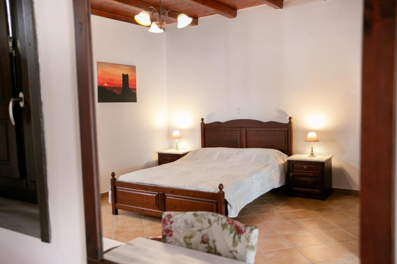 Traditional Apartments Plagiaki Neo Oitilo ภายนอก รูปภาพ