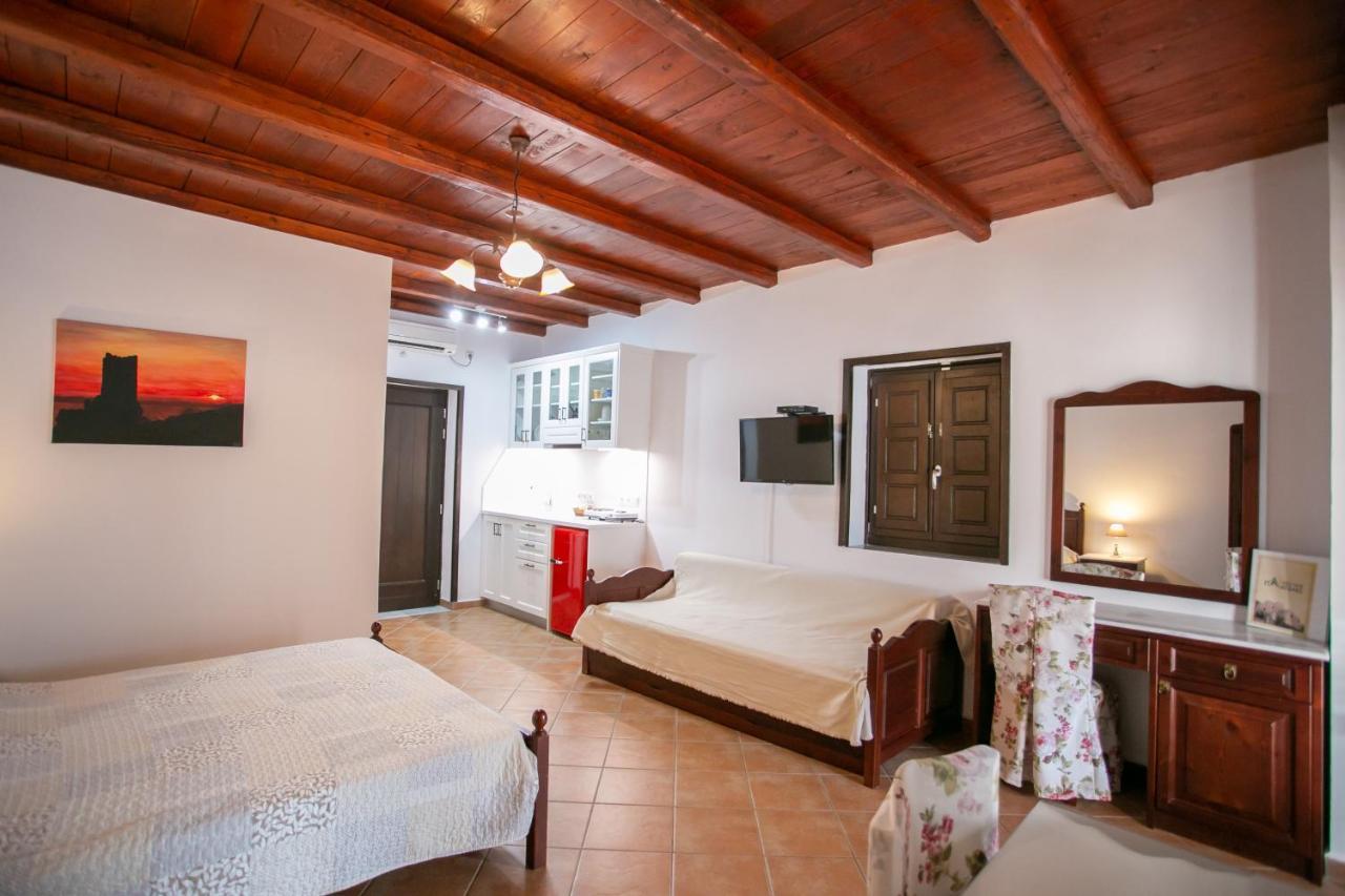 Traditional Apartments Plagiaki Neo Oitilo ภายนอก รูปภาพ