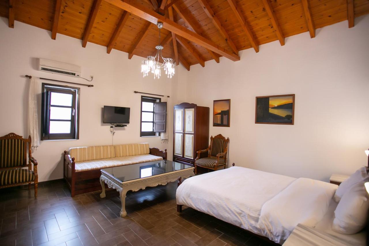 Traditional Apartments Plagiaki Neo Oitilo ภายนอก รูปภาพ
