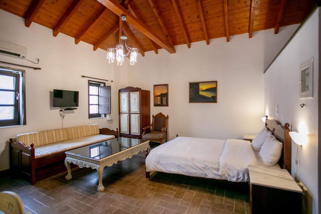 Traditional Apartments Plagiaki Neo Oitilo ภายนอก รูปภาพ